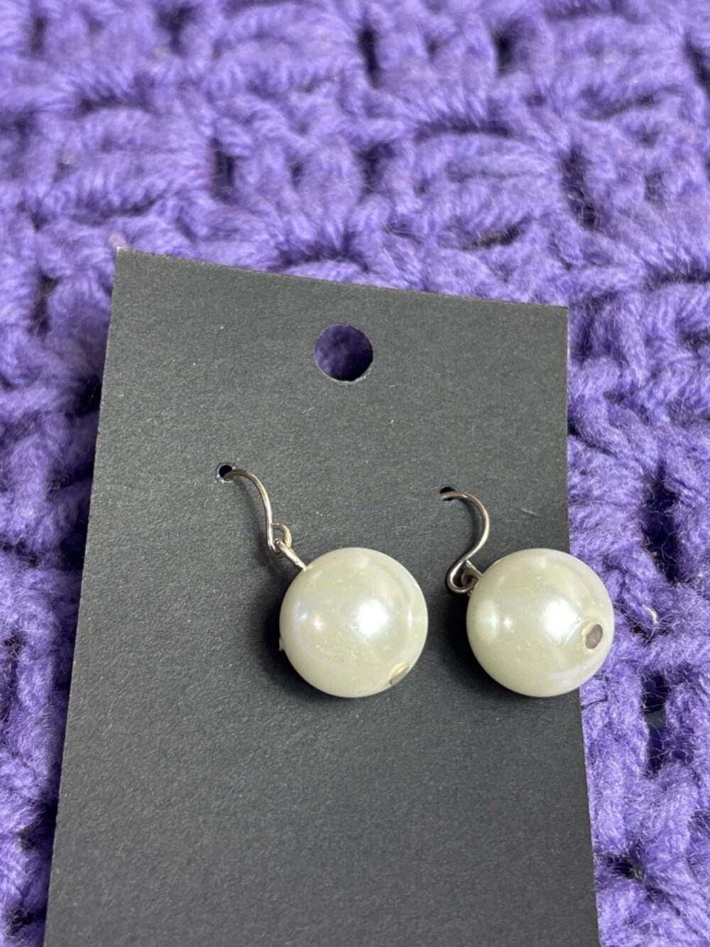 Glass Faux Pearl Bead Dangle Earrings Silvertone Hooks 0.75 inch